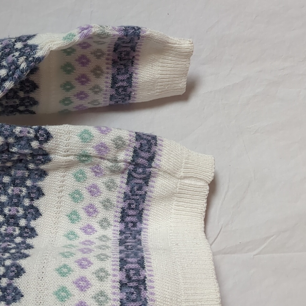 Caricon acrylic Neutral White Blue Knit Sweater Medium - Picture 6 of 9